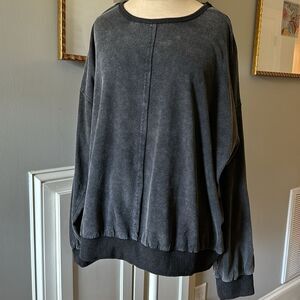 Heyson Sweatshirt Top, Walk, Don’t Run sz Large NWT Washed Black